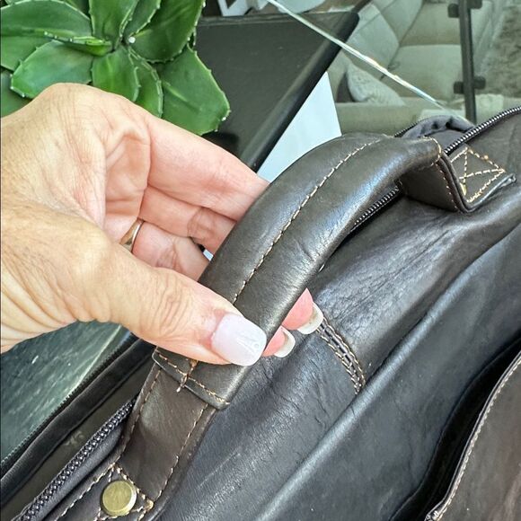 Samsonite genuine leather messenger briefcase business laptop bag luxurious - Picture 9 of 14